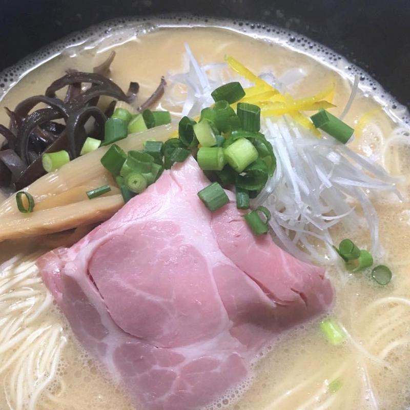 真鯛×トンコツそば(中華そば　よしかわ )