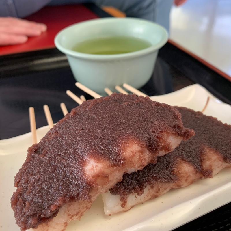 厄除団子(法多山名物だんご企業組合 （だんごきぎょうくみあい）)