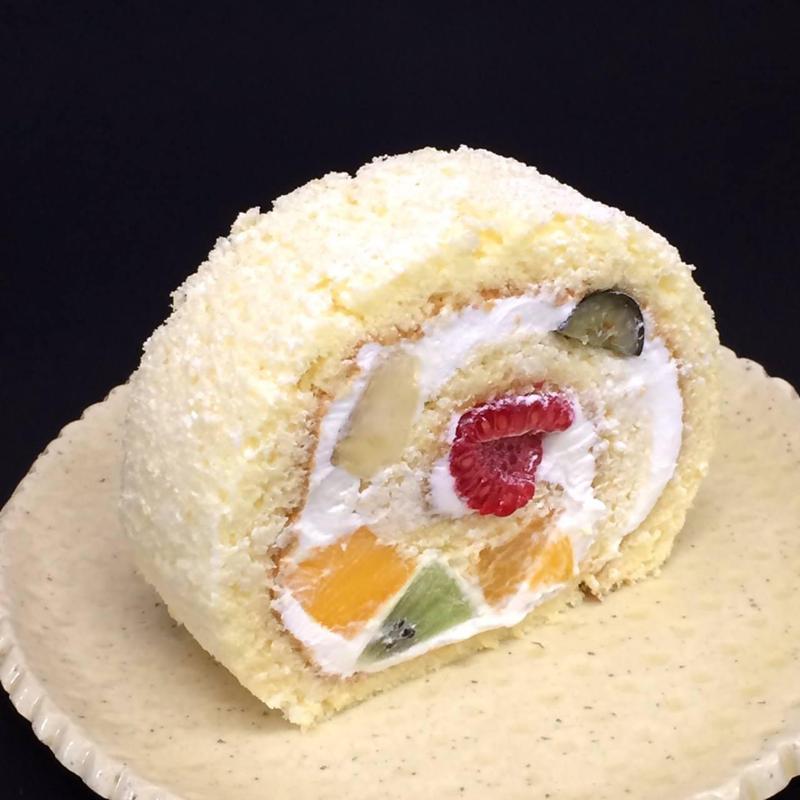 フルーツロールケーキ(オークウッド)