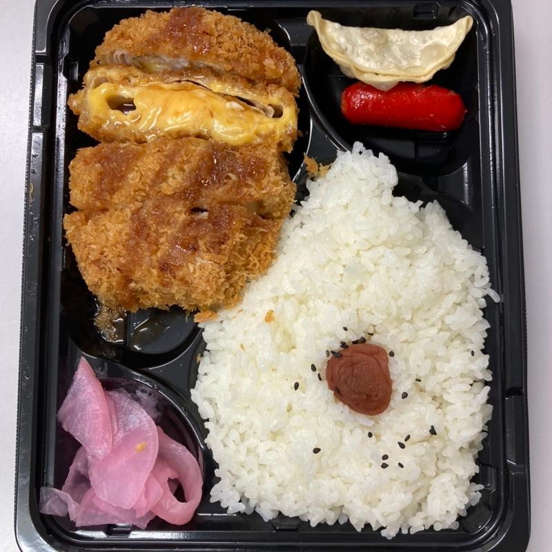 ミルフィーユカツ弁当（日替り）(お弁当屋さん)
