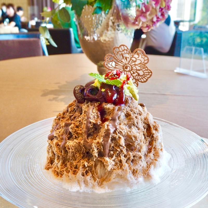 ショコラとチェリーのかき氷〜フォレノワール仕立て〜(【奈良・あやめ池】イリス ウォーターテラスあやめ池)