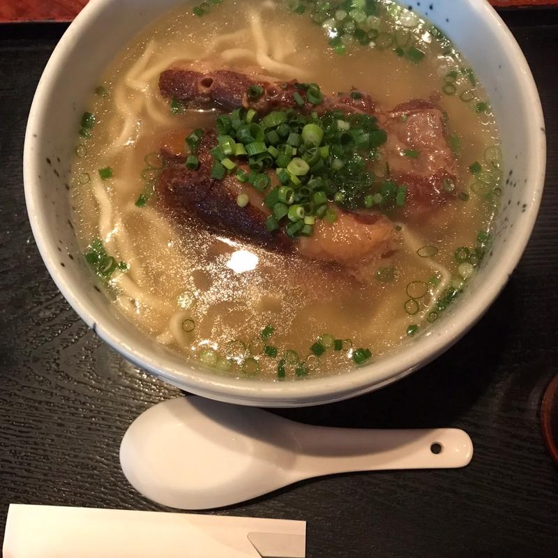 沖縄そば(黒うさぎ 麹町店)