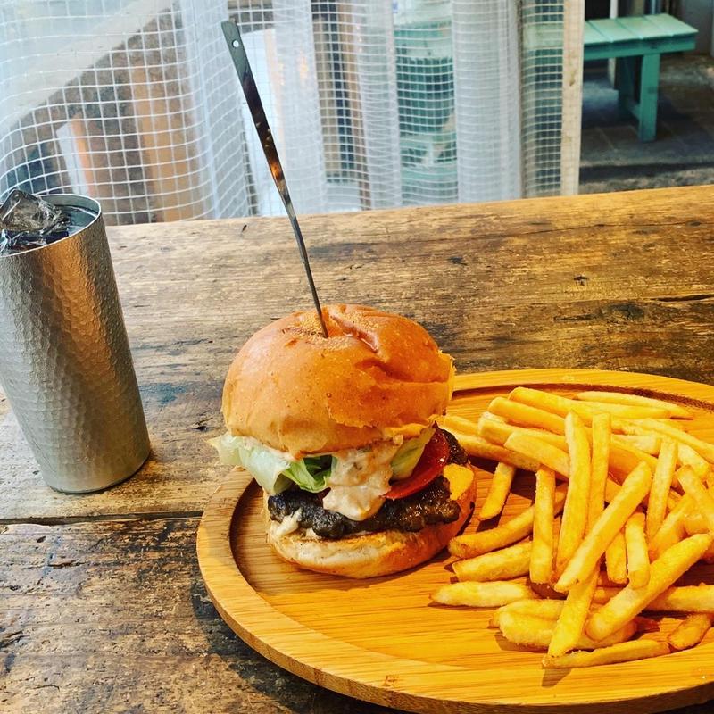 ハンバーガー(ジャミジャミ （jamijami）)