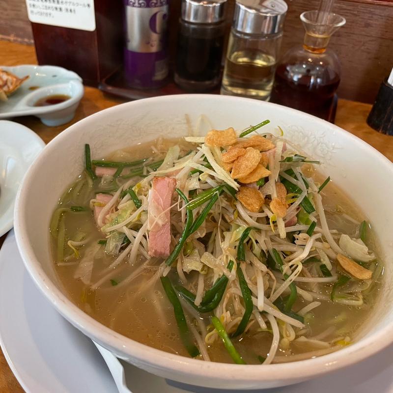 ニラらーめん(こだわりらーめん十八番 ベイサイド店 （コダワリラーメンジュウハチバン）)