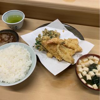 天ぷら定食(いもや )