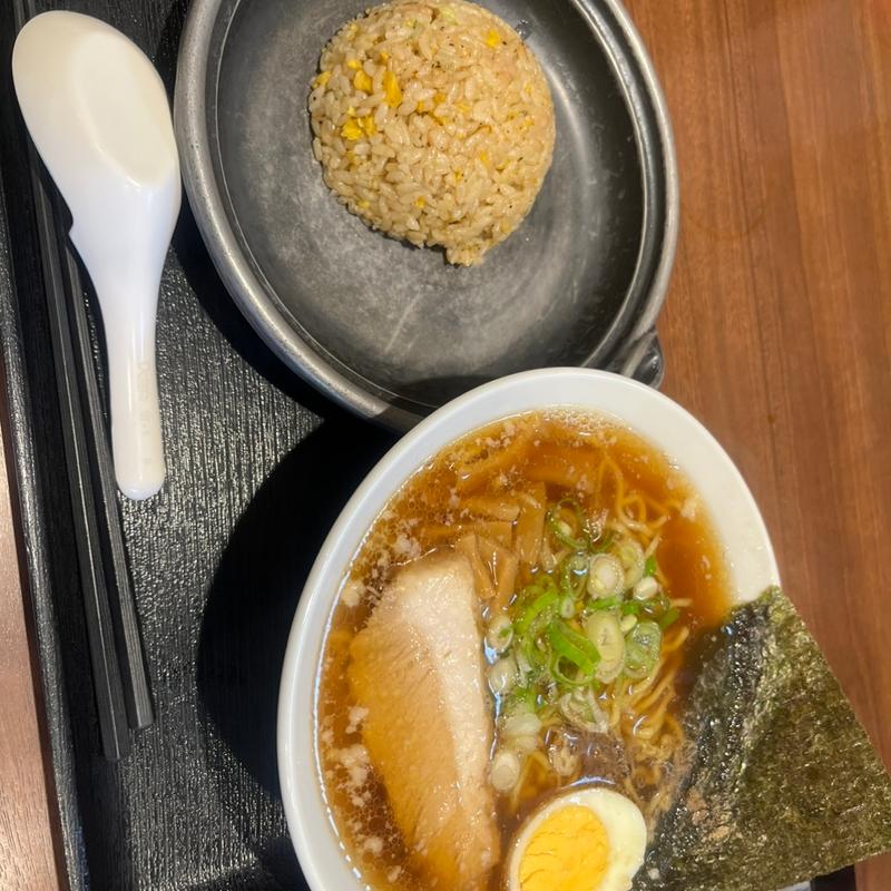 ラーメン　ミニチャーハン(ショッピングコーナー 内津峠PA 下り)