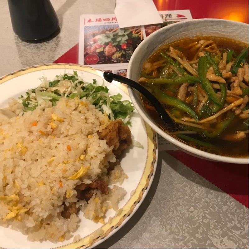 青椒肉絲麺(四川厨房 随苑 （シセンチュウボウズイエン）)