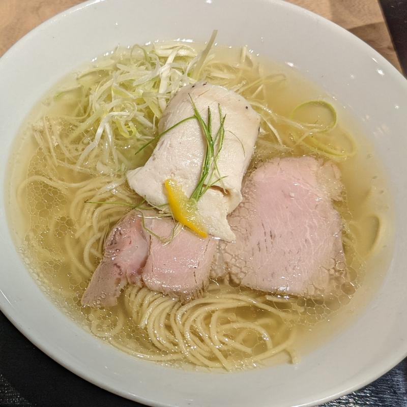 名もなき塩ラーメン(麺屋たけ井 エミル高槻店)