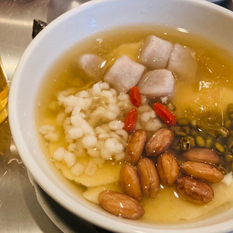 豆花(餃子スラッピー)