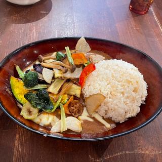 素揚げ野菜の欧風カレー(Momo curry)