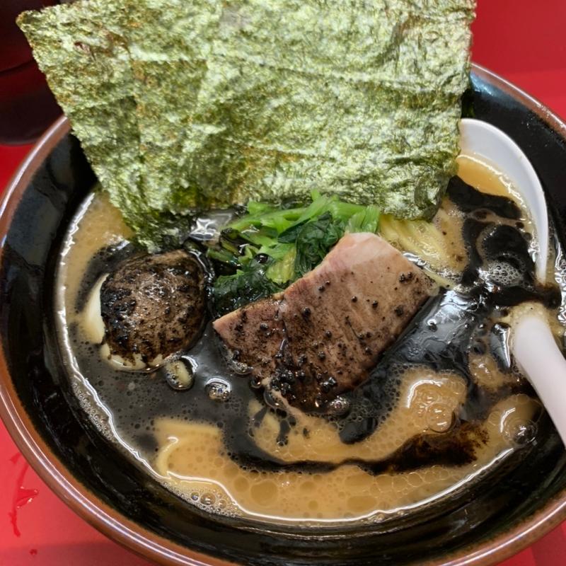 黒流ラーメン(らーめん　三刀流)