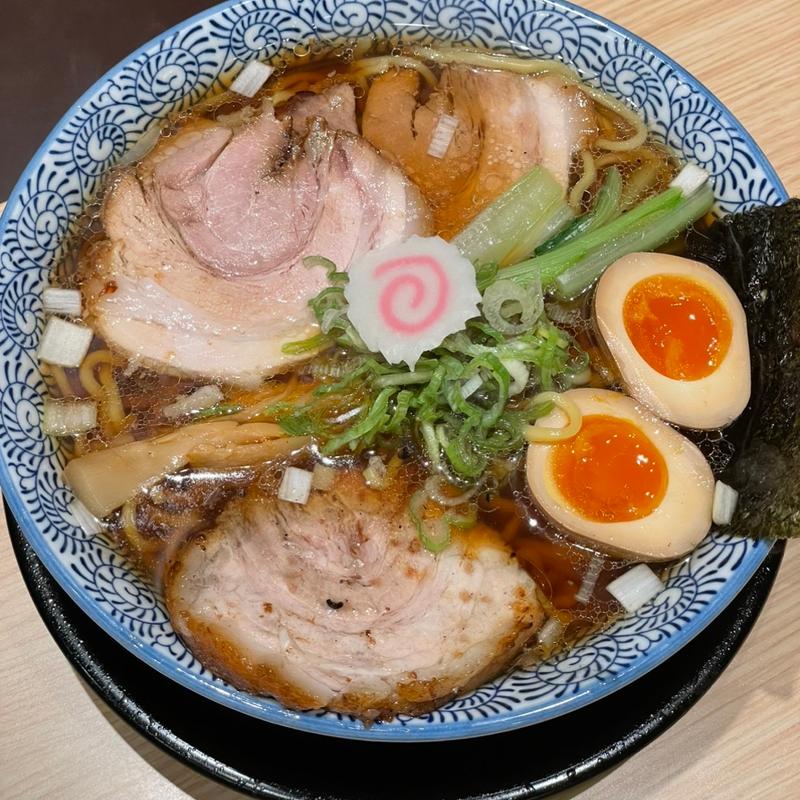 古式醤油らーめん(吟醸味噌らーめん まごころ亭)