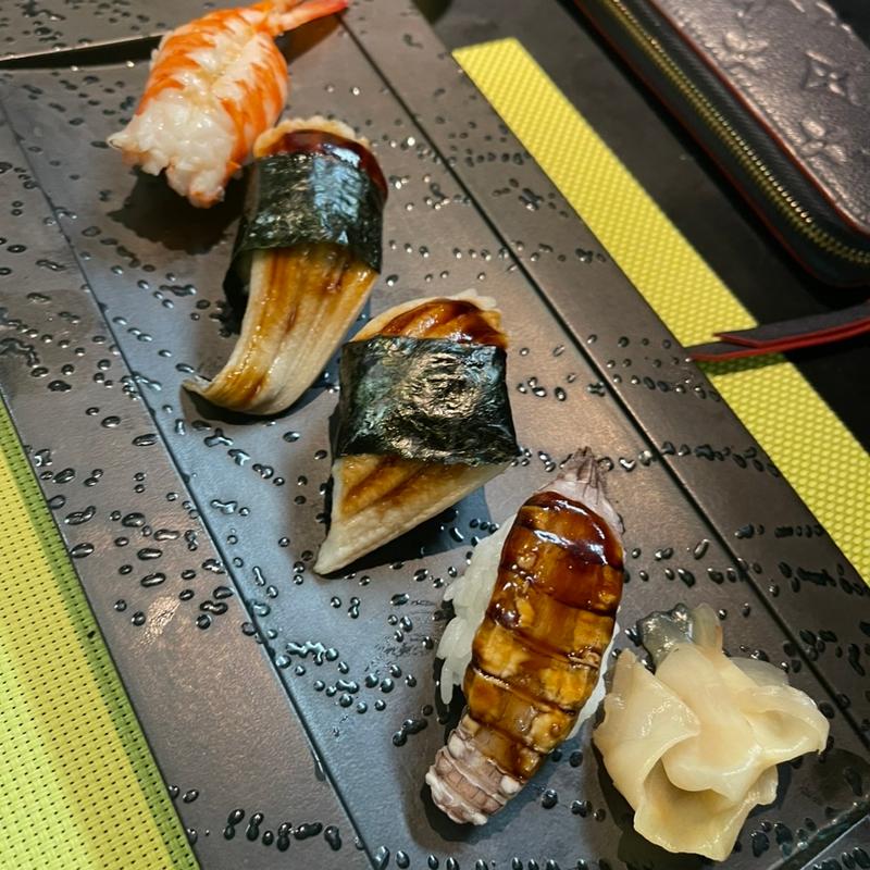 蒸しアナゴ 蝦蛄 車海老(松葉寿司 )