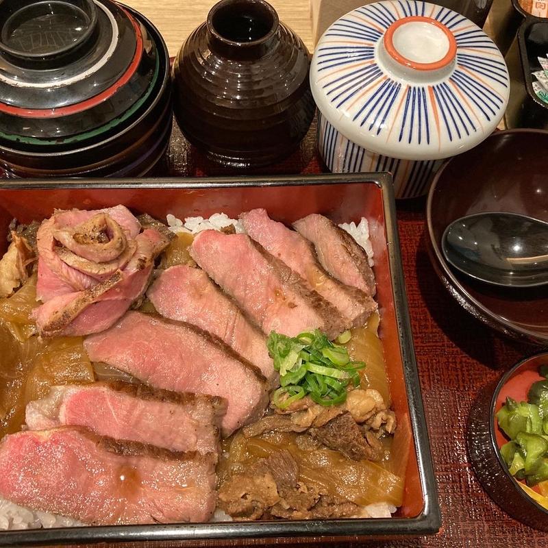 ビフテキ重（福）(牛ノ福 クリスタ長堀店)