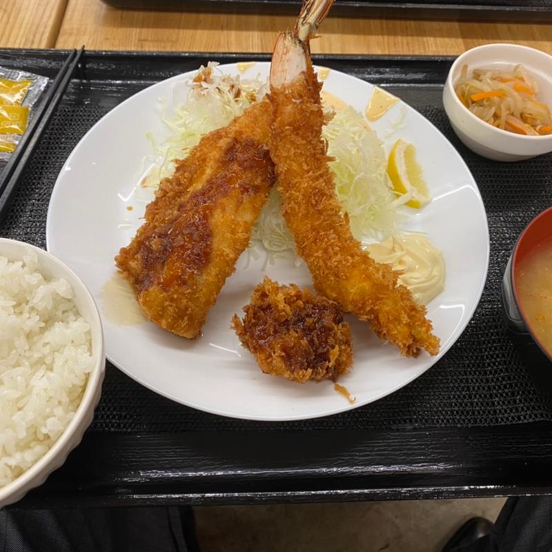 フライ定食(とんかつ小田保 場内店)