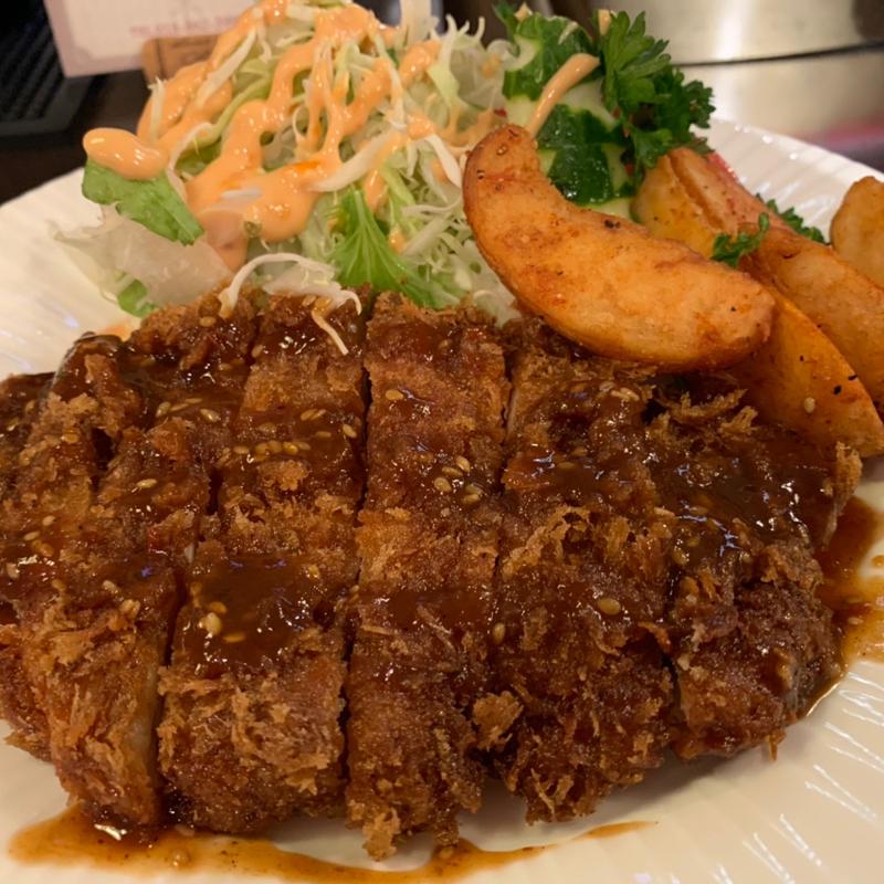 チキンカッツレッツ(本町洋食かわぐち)