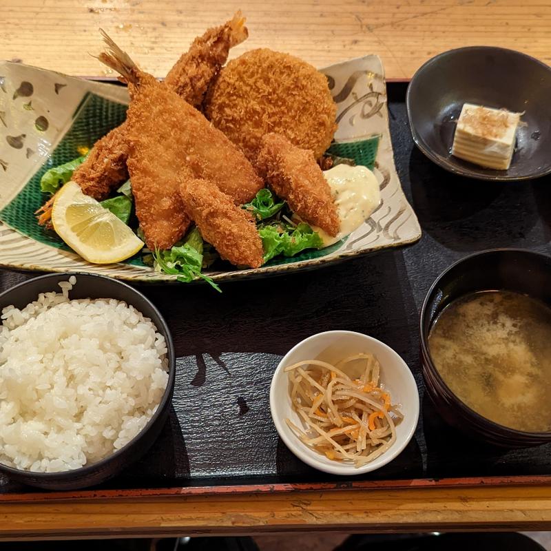 MIXフライ定食(どまん中 赤坂店)