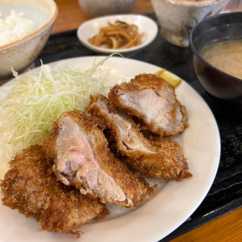 チキンカツ定食(梅佶)