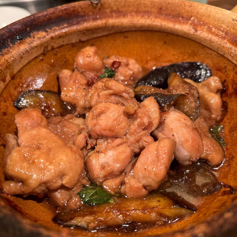 美桜鶏と茄子のホーリーバジル炒め(ミャンカー （miankah）)