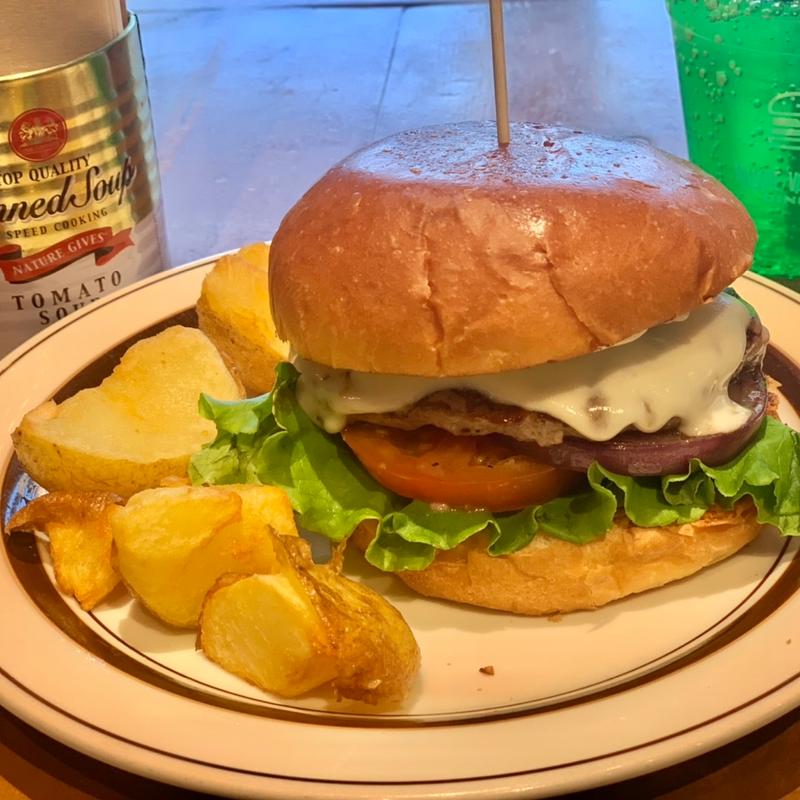 ゴルゴンゾーラ&マスカルポーネバーガー(ヴィレッジヴァンガードダイナールミネ町田店)