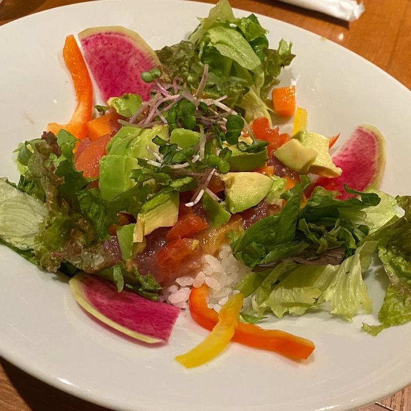 サーモンアヒポキ丼(ラ・オハナ南砂店)