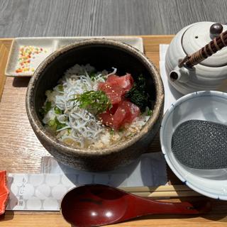 (もみじ茶屋)