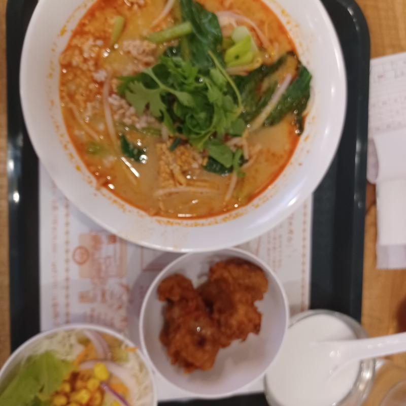 トムヤムクンラーメンセット(泰麺   栄店)