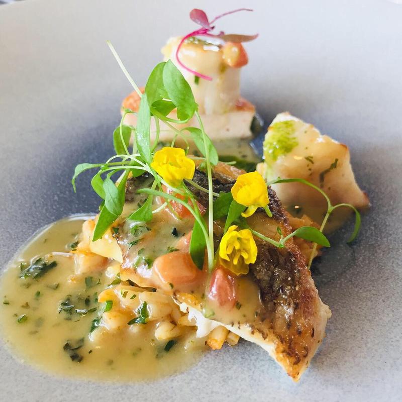 真鯛と帆立のポワレ おまかせランチコース(西洋料理とワインの店 巴里市場 （パリイチバ）)