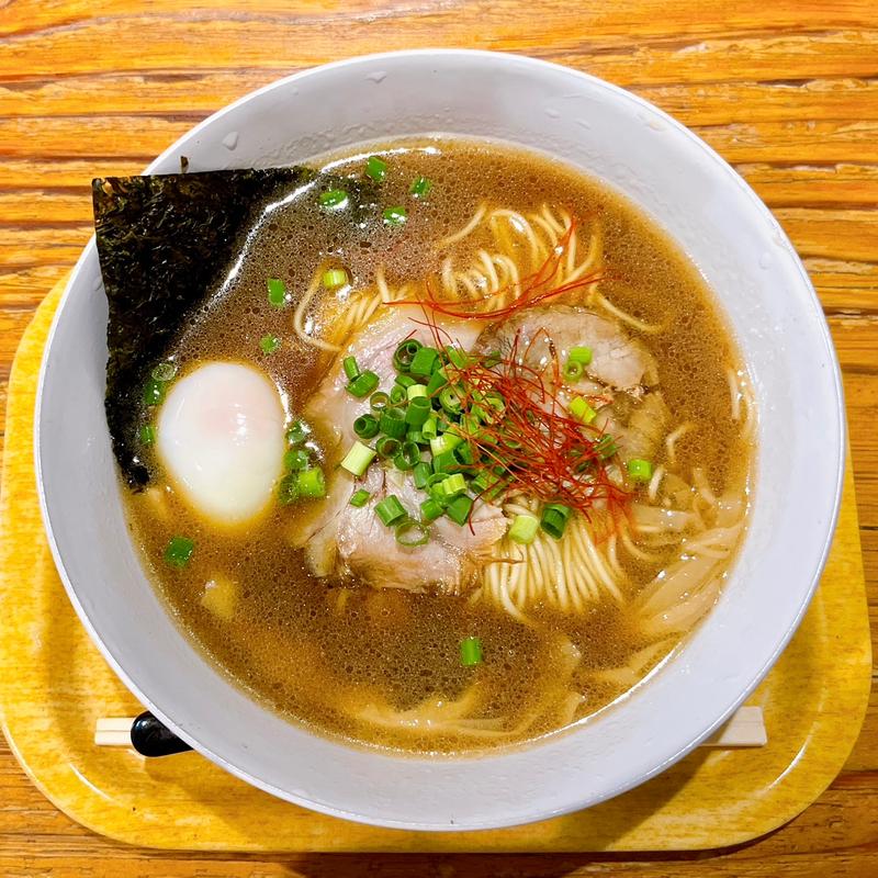 和製醤油らーめんレギュラー(利尻らーめん味楽 新横浜ラーメン博物館店)