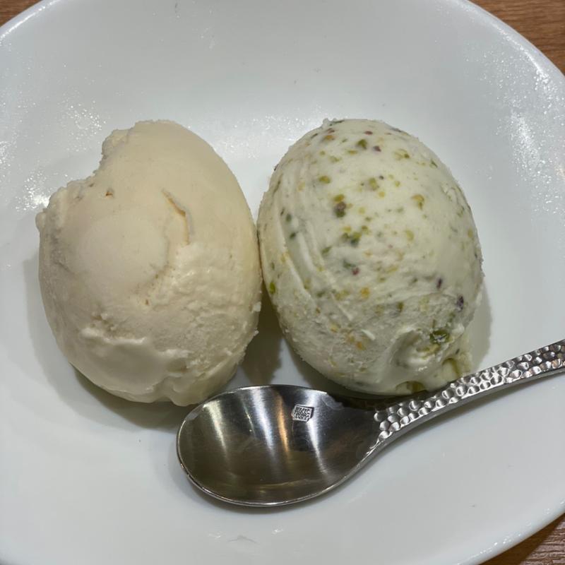 ジェラート(スイートポテトとピスタチオ)(プレミアムカルビ 西鶴間店)