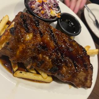 (T.G.I. FRIDAY'S 池袋店 （ティージーアイ フライデーズ）)