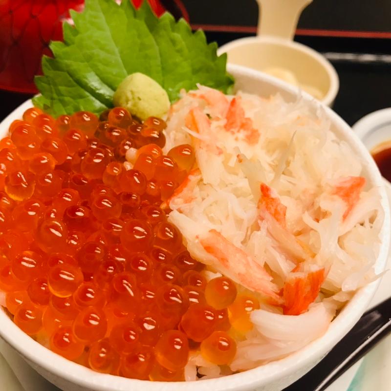 ずわいがにいくら丼(札幌かに家 本店)