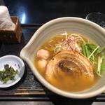 銀笹ラーメン 白醤油(銀笹 （ぎんざさ）)