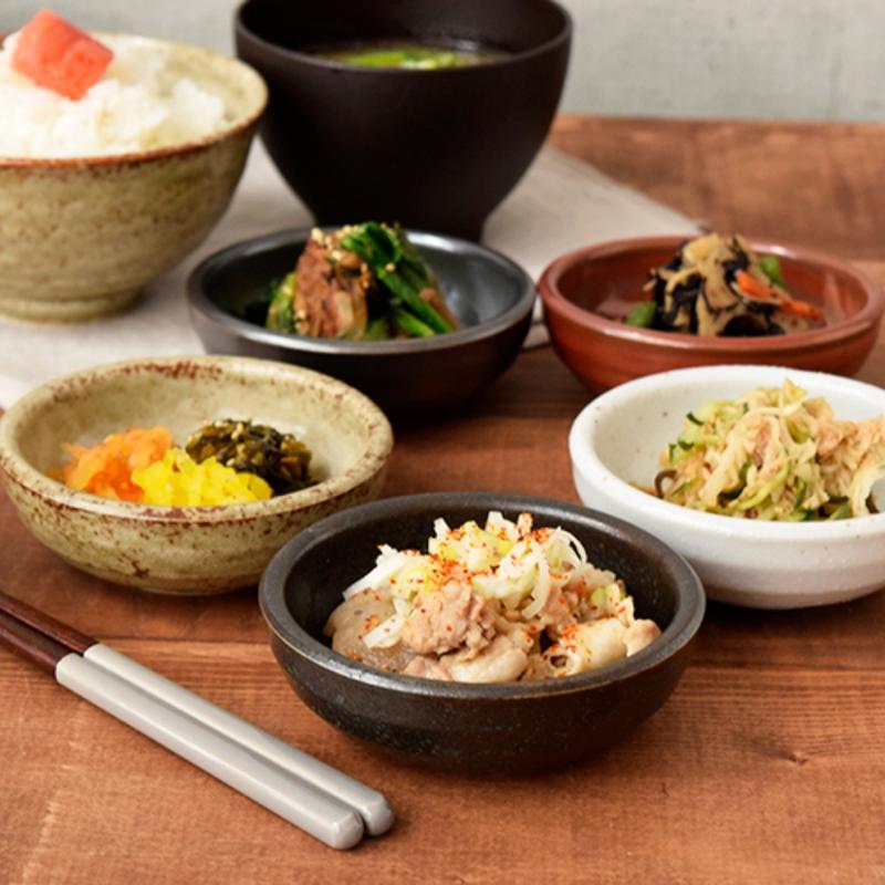 土鍋ご飯に、切り干し大根、煮物(家)