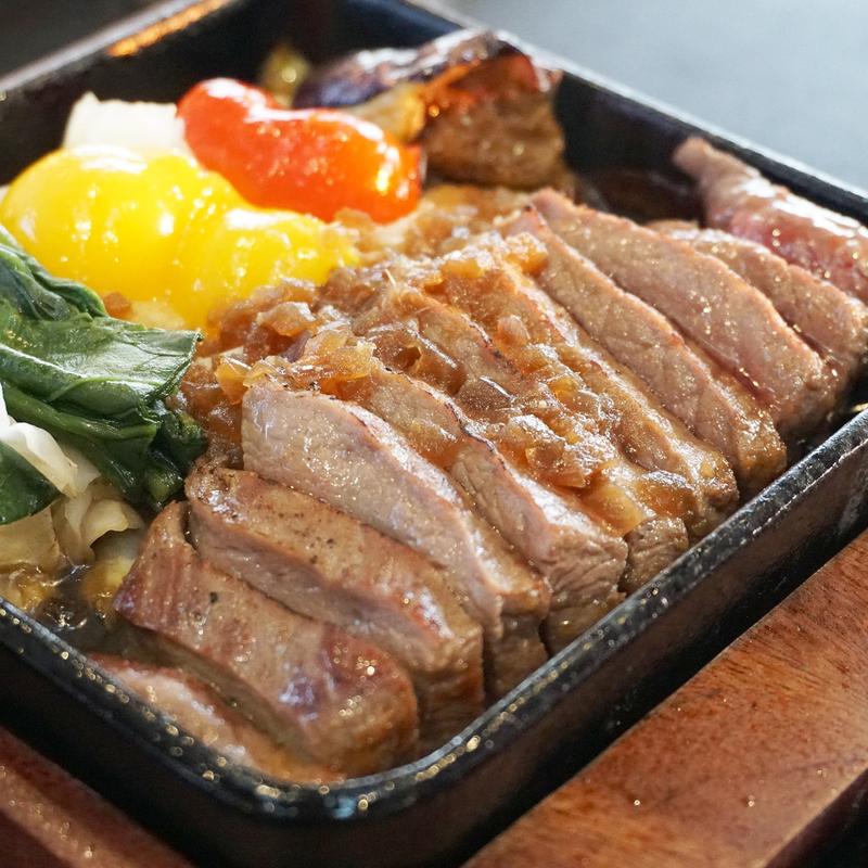 黒毛和牛赤身ステーキ(福岡空港ビアマルシェSORAGAMIAIR(ソラガミエール))