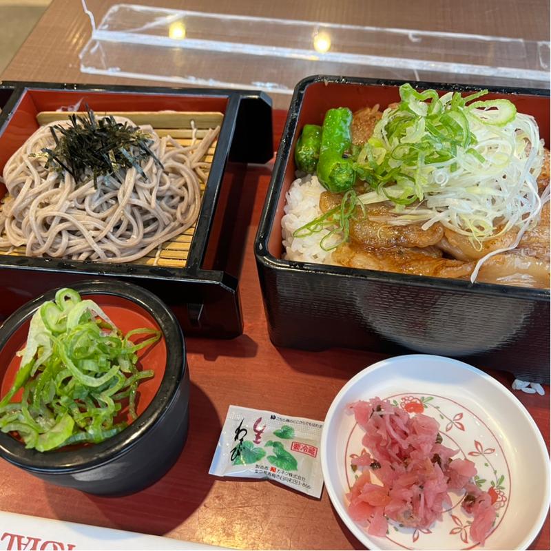 とん漬け重ミニそばセット(あつぎ食堂 厚木PA 外回り)