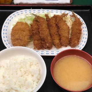 イワシフライ定食(とん平 丼池店 )
