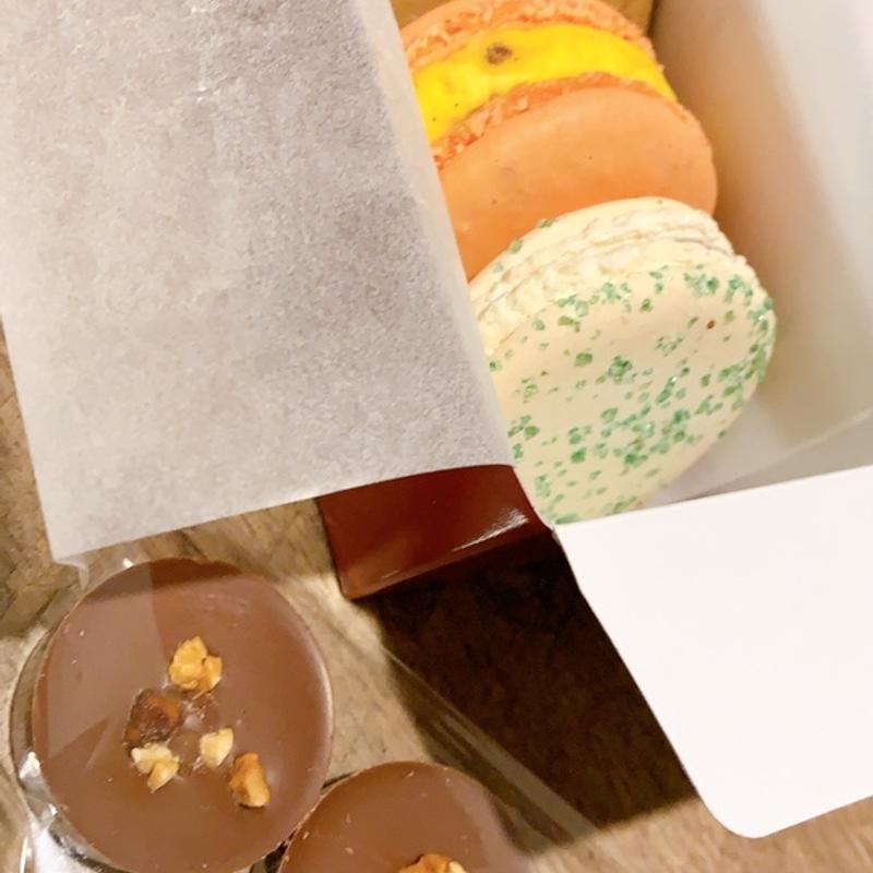 マカロン5個セット(セバスチャン・ユベール代官山本店)