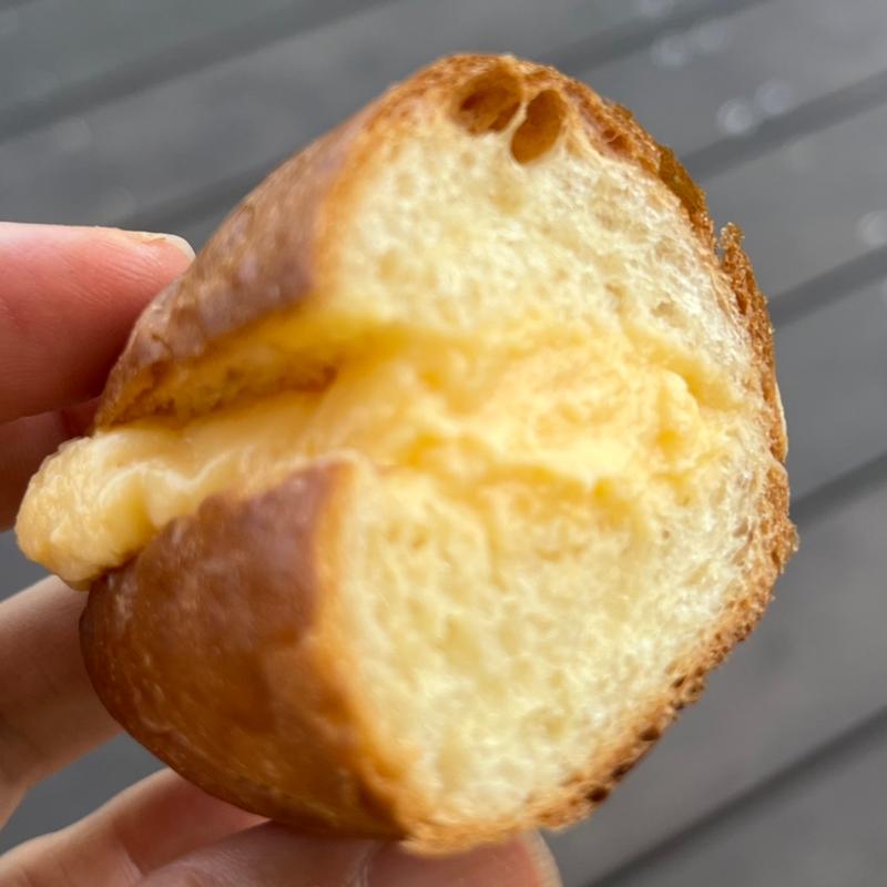 カスタード(BROAD BREAD)