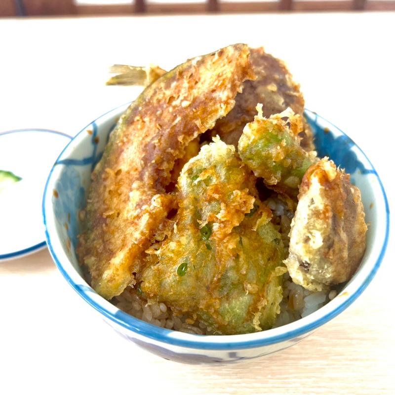 天丼小(手打そば 野の花 （てうちそば ののはな）)