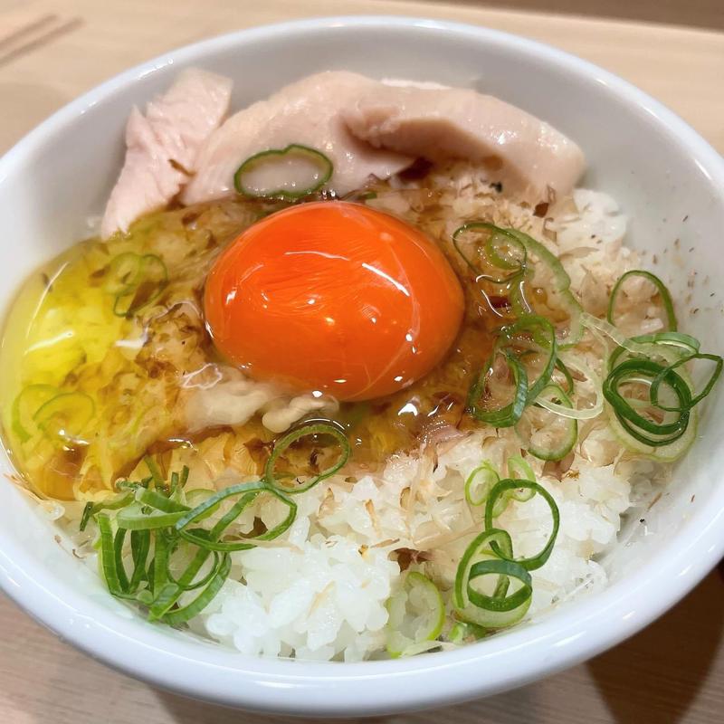 たまごかけご飯(手揉み中華そば中村)