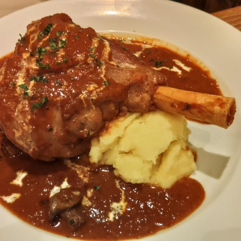 ラム煮込み(シノバズブルワリー ひつじあいす
)