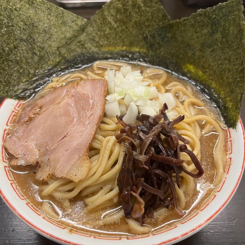 S･N･S（背脂煮干し醤油）(博多とんこつ 豚の足跡)