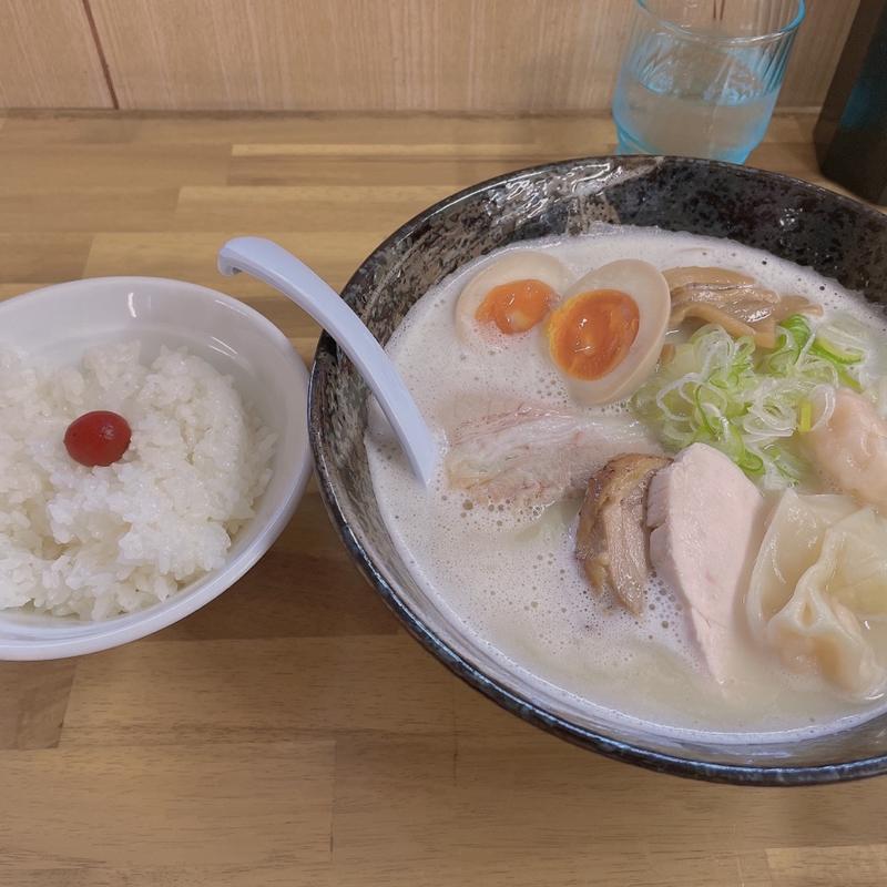 特製白湯塩ラーメン(麺屋 鷄一匠)