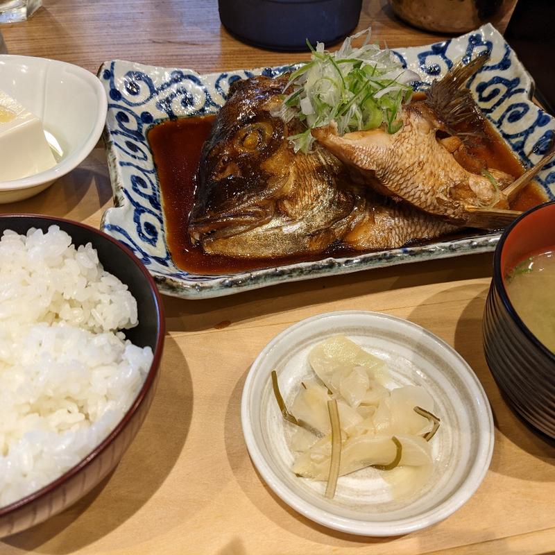 鯛カマ煮定食(神保町 魚金 弐 すずらん通り店)