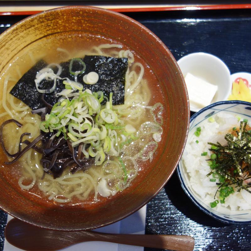 鯛だしラーメン 鯛めし(小)付き(酒肴日和 とっとーと)