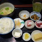 アテ五種定食