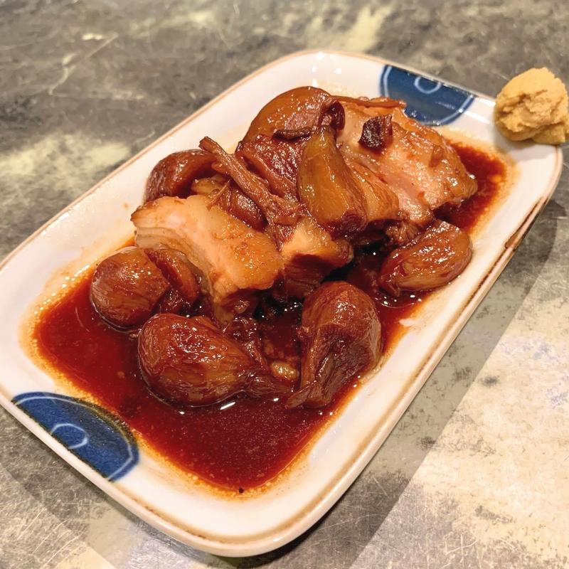 鬼にんにく煮込みチャーシュー(NOODLE&BAR SANCHA FUKAMI)