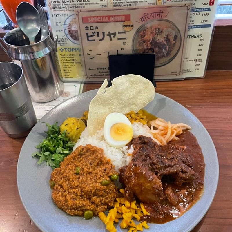 大辛チキンカレー＆キーマ&MIX豆(FISH 新宿店（フィッシュ）)