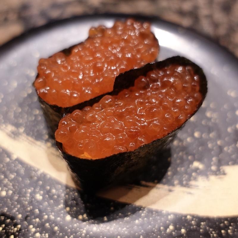 紅鮭いくら軍艦(磯のがってん寿司 コクーン新都心店 （【旧店名】がってん寿司 承知の助）)